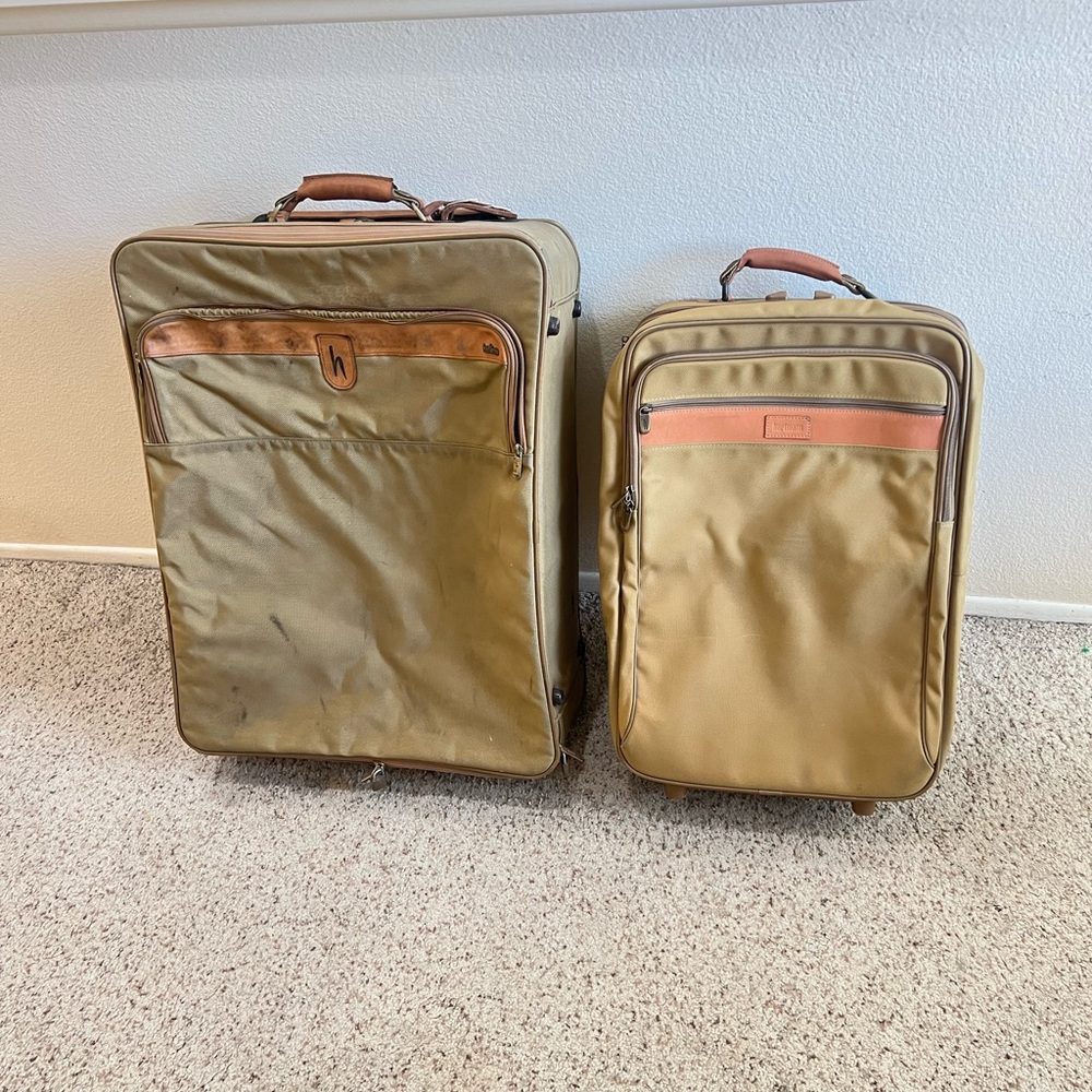 HARTMANN Nylon‎ Leather trim Travel Luggage CarryOn Bag Travel two read bellow